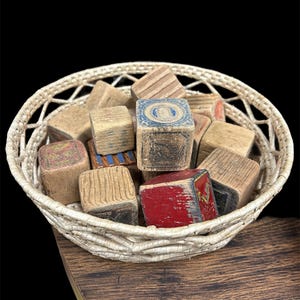Bloques de alfabeto de madera antiguos para niños en relieve, animales, letras Juguetes antiguos