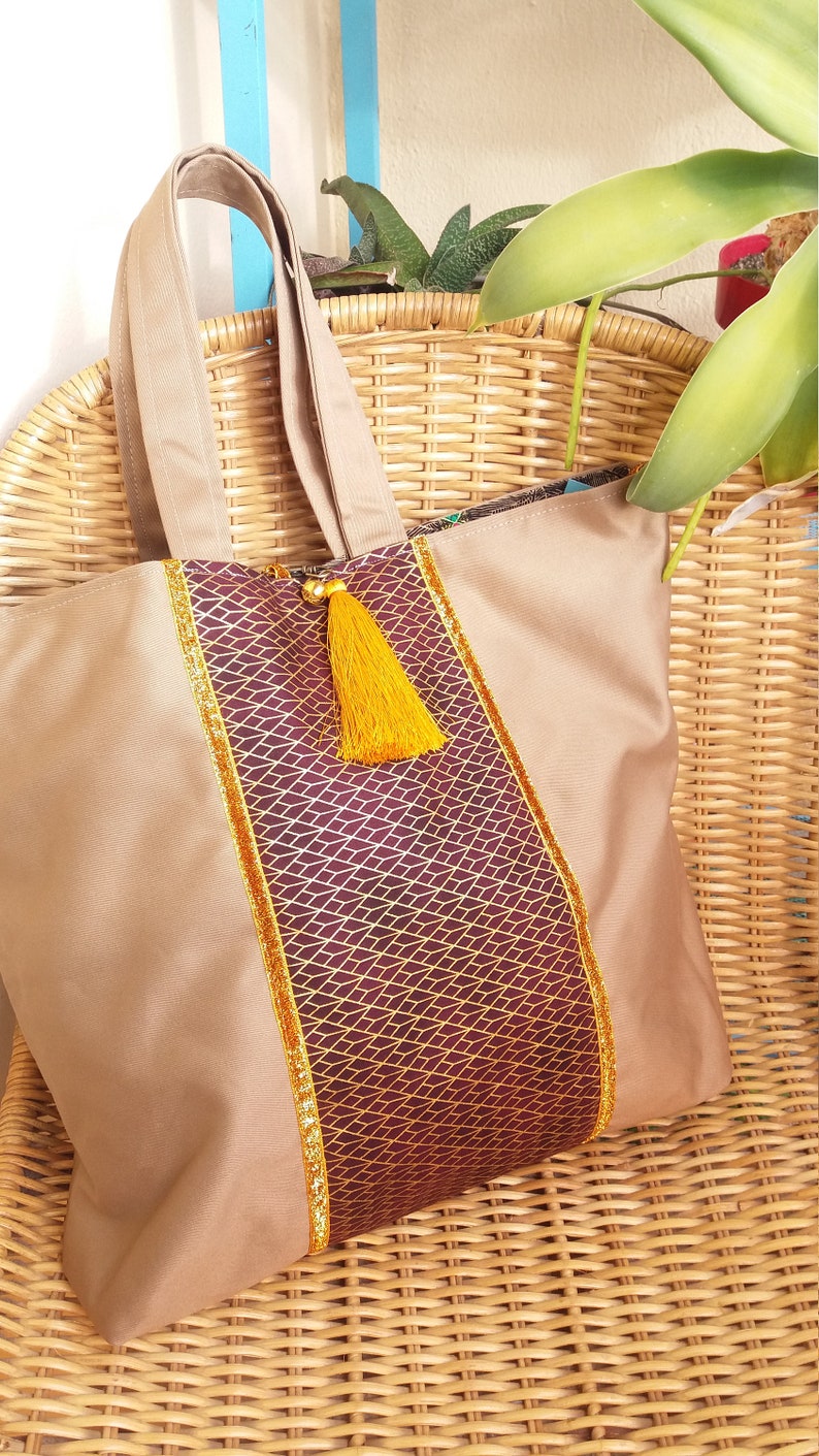 Tote bag