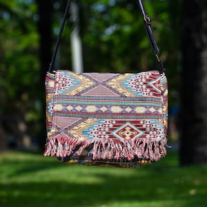 Umhängetasche, Gobelin Tasche mit Bunten Fransen, Crossbody Hippie Tasche, Boho Satchel Geldbörse, Crossbody Handtasche, Vegan Gypsy Sling bag