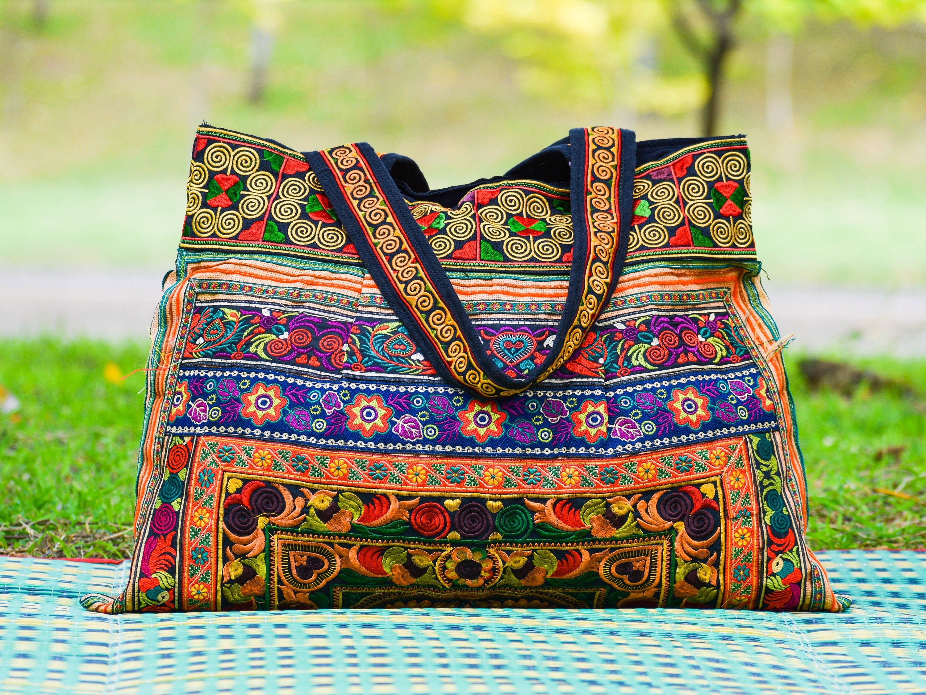 Embroidered Handbags And Totes Paul Smith