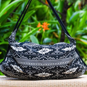 Weekender bag Boho Bag, Tribal Duffel,  Mens Duffle Bag, Large Overnight Bag, Womens Weekend Bag, Travel Holdall Bag, Large  Gym bag
