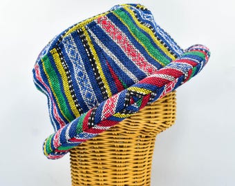 Sombrero tipo cubo tribal original: Sombrero colorido estilo boho hippie para festivales