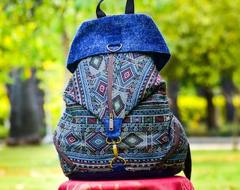Handgemachter Tribal Rucksack: Bunt gewebter Textilrucksack