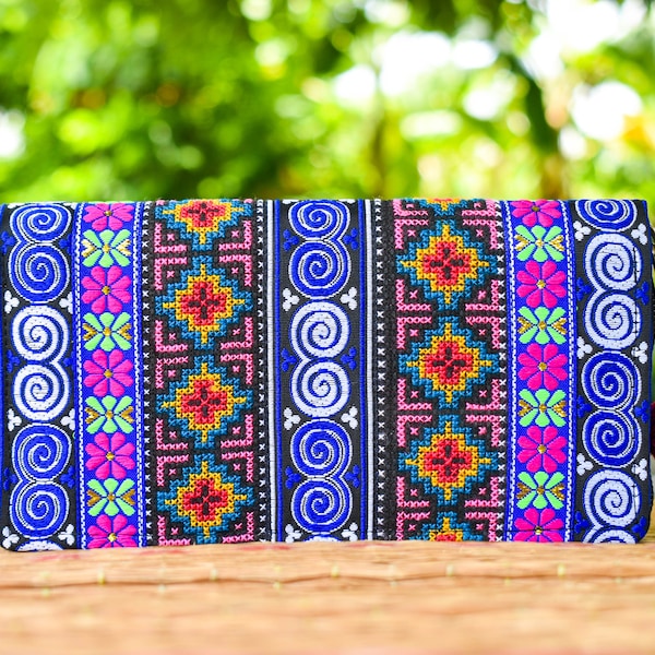 Tribal Wallet, Geometric Hmong Wallet, Hippie Wallet, Women Clutch Bag, Ethnic Wallet, Psychedelic Zipper Wallet, Boho Tribal Wristlet.