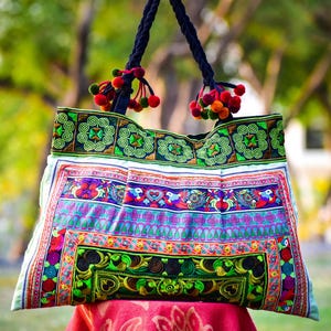 Bestickte Tasche, Thai Tasche, Hmong Tasche, Bunte Einkaufstasche, Hippie Tasche, Tribal Tasche, Einkaufstasche, Workout-Tasche, Geschenk für sie, Einkaufstasche
