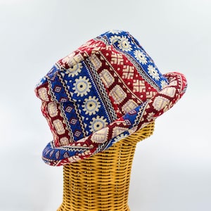 Chapéu Bucket com Aba Enrolada Estilo Asteca, Tecido de Tribo Tailandesa, Chapéu Hippie para Festivais
