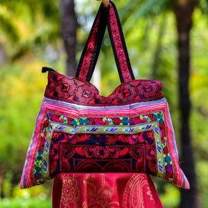 Große bestickte Einkaufstasche, große Einkaufstasche, Boho Tasche, Blumen Einkaufstasche, Hippie-Schultertasche, thailändische Tasche, Hmong Tasche, Gobelin-Tasche, ethnische.