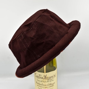 Brun hinkhatt, bohohatt, rullhatt, thaihatt, festivalhatt, etnisk hatt, zigenare hinkhatt, tribalhatt, unisex funky hatt.