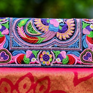 Monedero hippie colorido para mujer con cremallera y monedero - Monedero vegano geométrico, bolso de mano hecho a mano, cartera de regalo para mujer