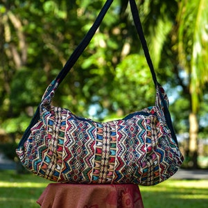 Weekender Bag, Tote Bag, Tribal Duffel,  Mens Duffle Bag, Large Overnight Bag, Womens Weekend Bag, Travel Holdall Bag, Large  Gym bag