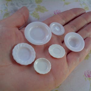 Silicone 3D-molds in the form of dishes of different shapes and sizes (1:12). Molds for polymer clay, epoxy resin (also UV) and plastic.