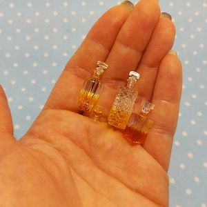 Silicone 3D-molds in the form of bottles of different shapes and sizes (1:12). Molds for polymer clay, epoxy resin (also UV) and plastic.