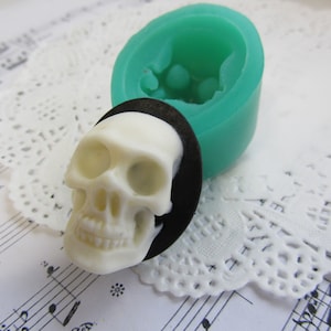Stampi in silicone a forma di cammeo con altorilievo (40*30mm). Stampi per argilla polimerica