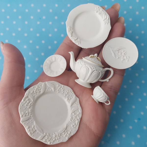 Silicone 3D-molds in the form of vintage dishes of different shapes and sizes (1:6). Molds for polymer clay, resin (also UV) and plastic.