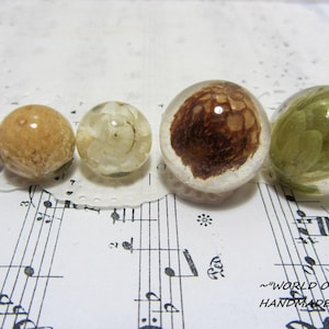 Silicone 3D-molds for the shape of the sphere with truncation (12,17,18,25,25 mm). Molds for epoxy resin.