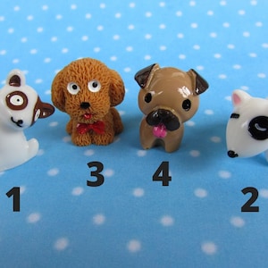 Moldes 3D de silicone para cães em miniatura de diferentes formas e tamanhos. Formas para argila polimérica e plástico.