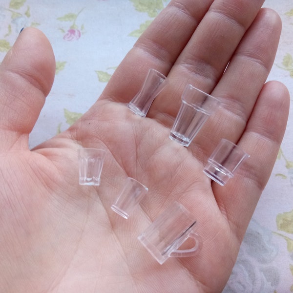 Silicone 3D-molds in the form of a glass of different shapes and sizes (1:12). Molds for epoxy resin (also UV) and plastic.