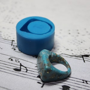 Silicone mold for the ring (25*15*7mm =0,984252*0,590551*0,275591&quot;). Mold for epoxy resin
