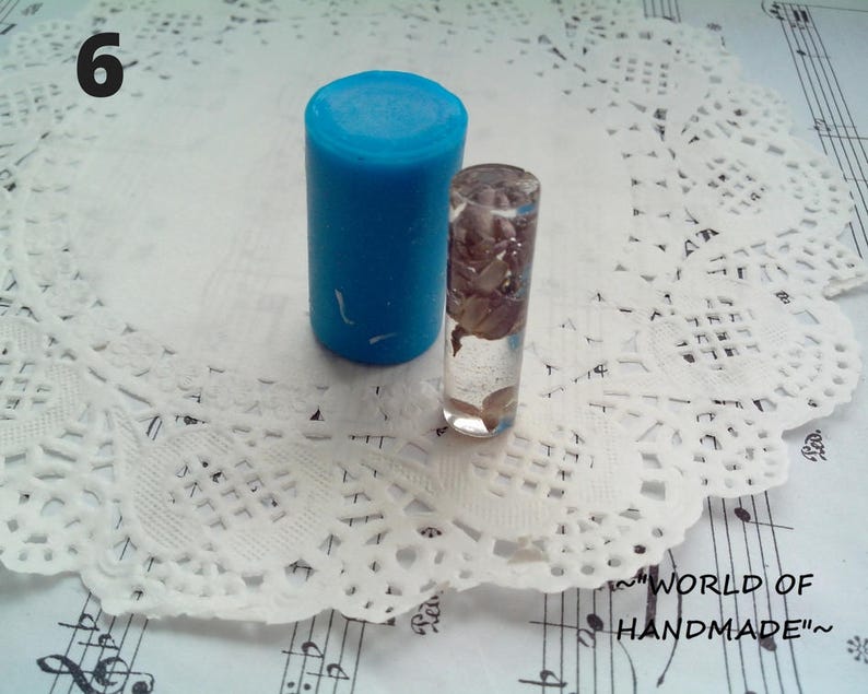 10-35, 21-46 mm Silicone 3D-molds in the form of a cylinder of different sizes
