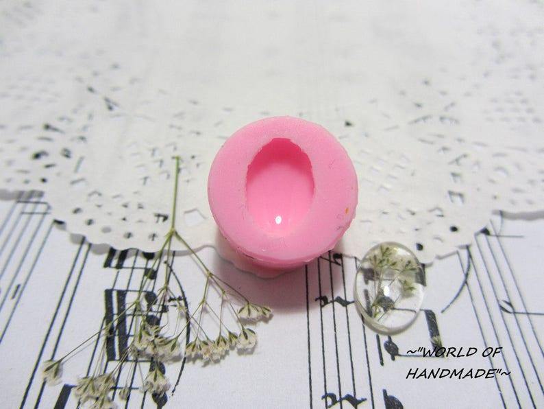 Silicone molds oval cabochons for jewelry resin 108-4030 mm 14*10*4mm