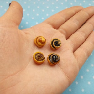 Silicone 3D-molds in the form of Miniature Baking in different shapes and sizes. Molds for polymer clay and plastic.