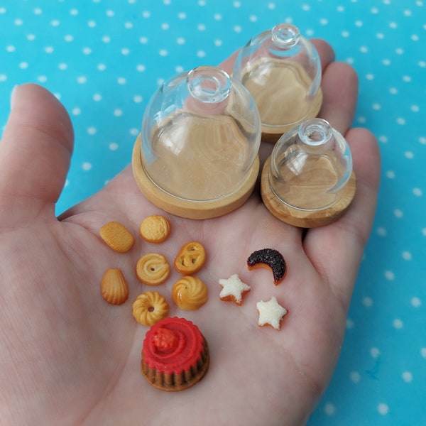 3D silicone molds in the form of miniature dishes and cookies of various shapes and sizes. Forms for polymer clay, resin (also UV), plastic.
