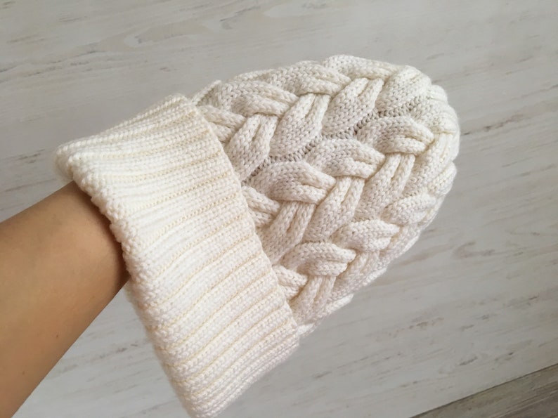Knit hat women white merino wool hand knit beanie hand made gift