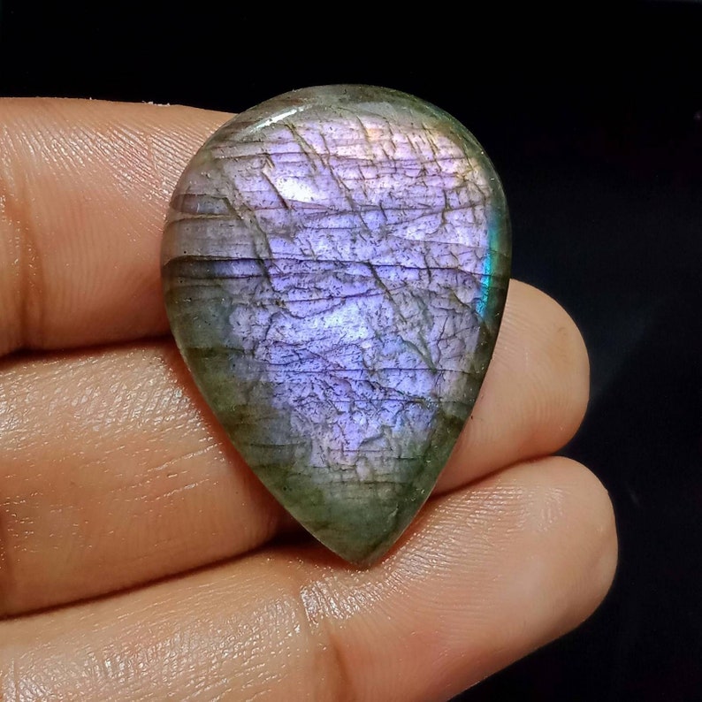 AAA+++ High Quality,Purple Fire Labradorite,36X27X4.5MM Size 32 Carat Weight Natural Purple Labradorite Loose Pear Shape Cabochon