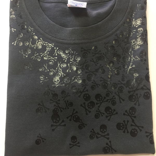 Noctis Skulls T-Shirt - Bold, Edgy, and Unique Final Fantasy Noctis shirt,Final Fantasy Noctis shirt,Lucis Caelum shirt,Final Fantasy XV shi