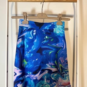 Beautiful Matthew Williamson Silk Marble Print Skirt – Stunning Designer Luxury Piece - British Designer Silk Skirt - Size 6 - Valentines