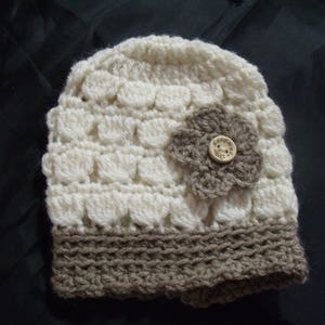cream baby hat/crochet/baby hat/baby girl hat/newborn hat/new baby gift/baby shower gift/baby bonnet/girls bonnet/baby hat/girls hat