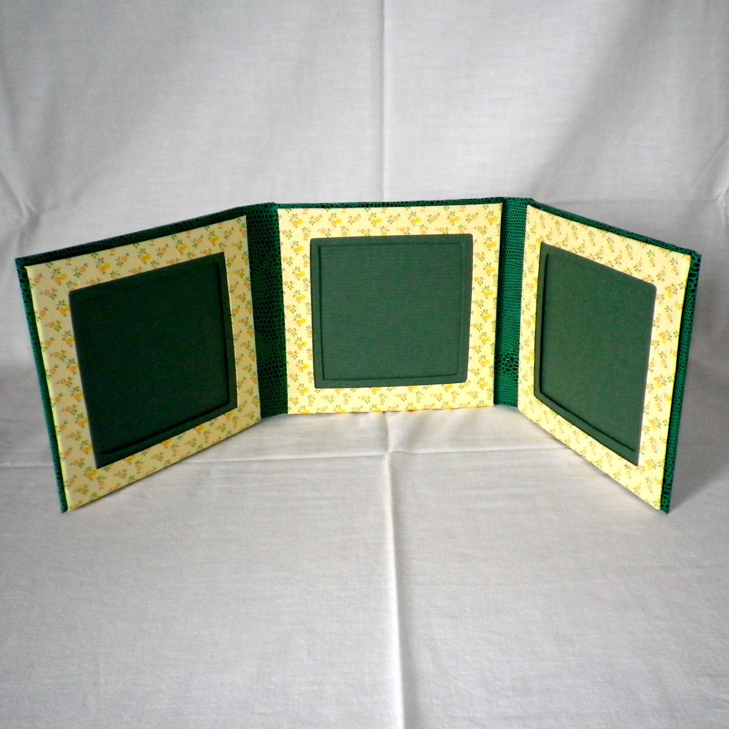 Cadre Pour 3 Photos Fabriqué en Carton