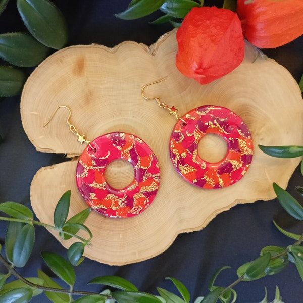 Boucles d'oreilles rondes en pâte polymère et résine pour femme