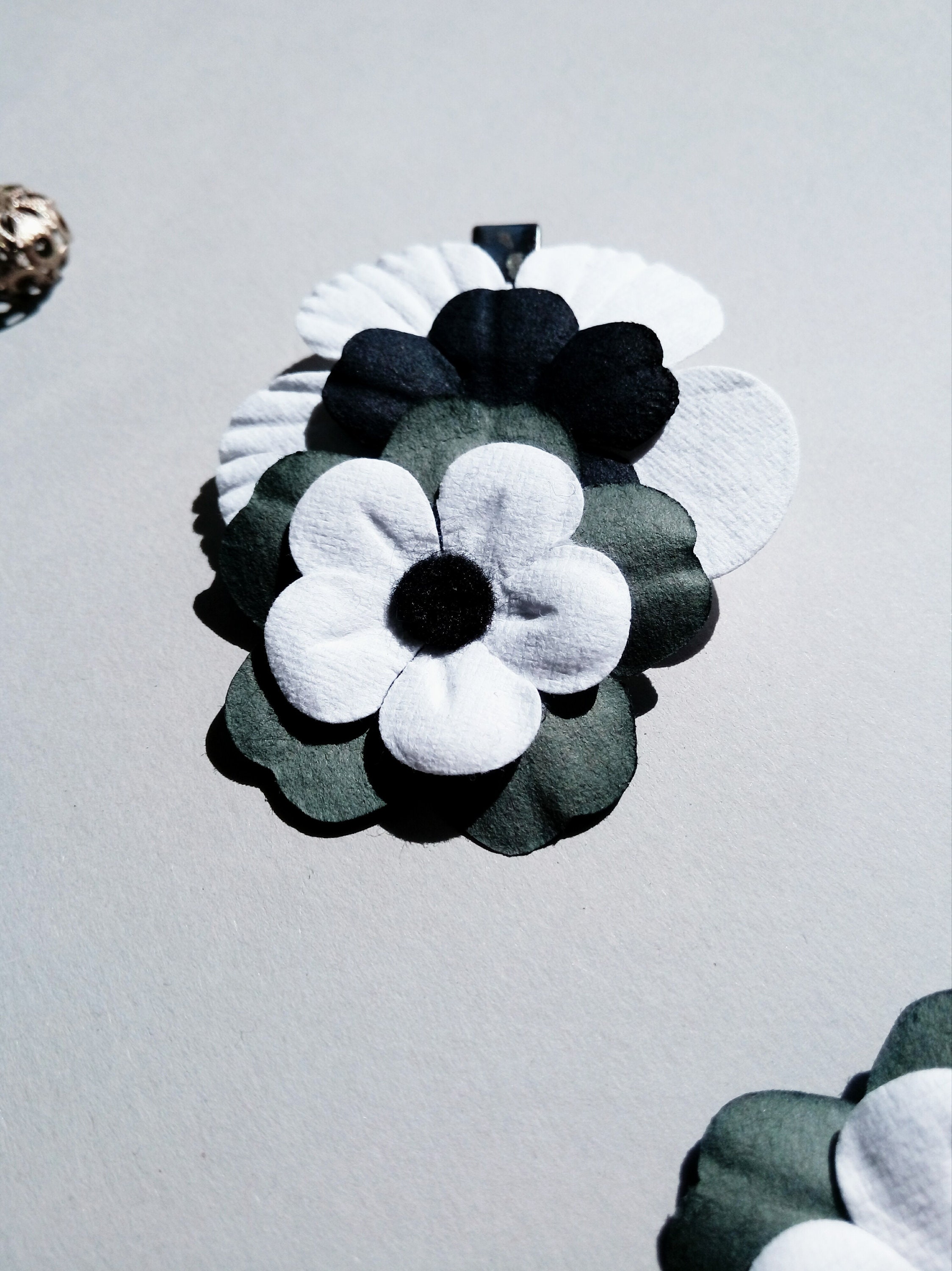 Black White and Gray Paper Flower Hair Clips Metal Hair Clips Etsy