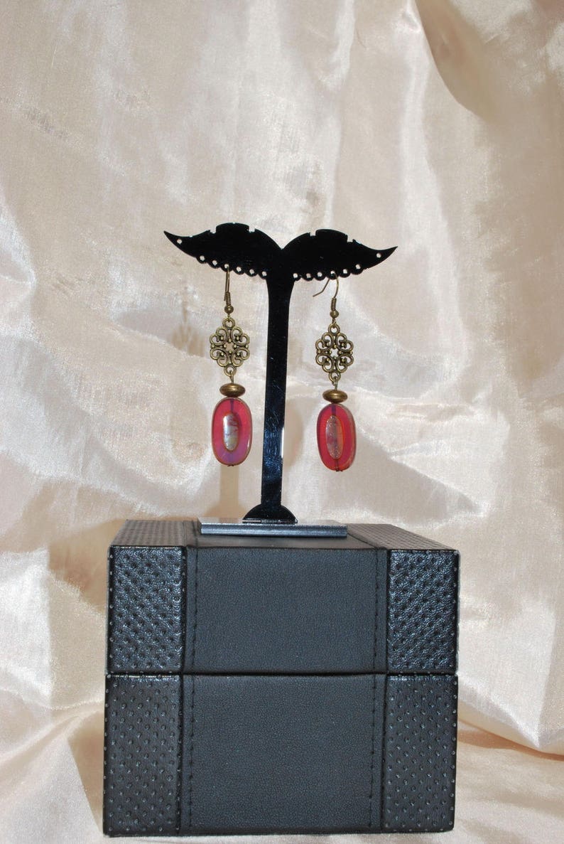 Bohemian Chic-inspired earrings. image 2