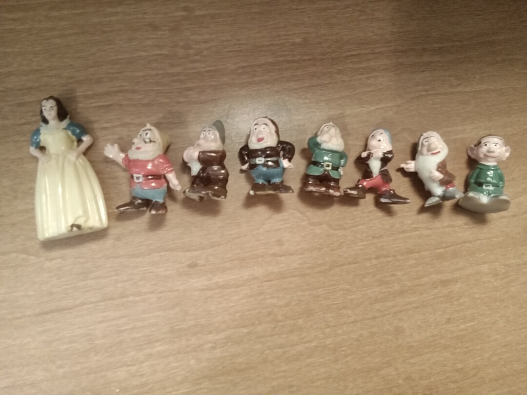 Disneykins, Marx Toys, Snow White and the 7 Dwarfs, Vintage 1961
