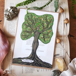 Carte postale Femme Arbre