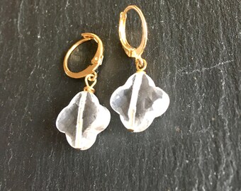 Boucles d'oreilles trèfle en cristal de roche, plaqué or