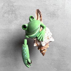 Hermit frog, frog, mobile, frog sculpture, frog for hanging, frog prince, frog sculpture, modeled frog, frog figure, unique