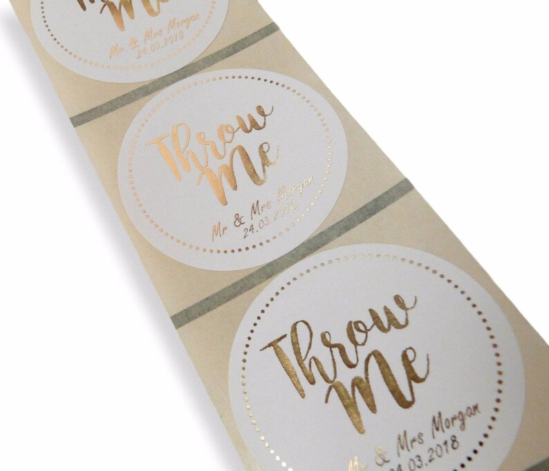 Suneducationgroup Com 45mm Personalised Round White Throw Me Confetti Wedding Labels Stickers Bags Home Garden Home Furniture Diy