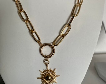 Charm Necklace Gold Sun burst