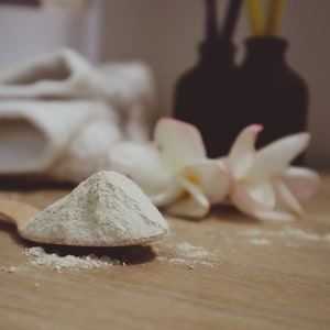 Weißer Kaolin Ton Pulver Food Grade essbare Tonerde oder Kosmetik, weißer Schmutz, BIO Zahnpasta