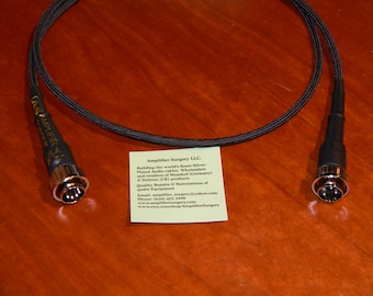 Naim 4-pin Locking DIN to 5-pin DIN 180-degree Signal Cable. Connects NAIM component output to any Naim preamplifier