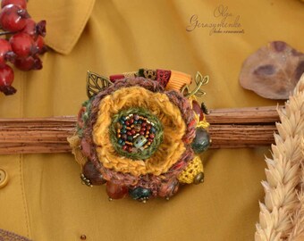 Handmade Crochet Flower Brooch: Autumn Tweed & Agate Pin