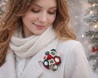 Handmade Crochet Flower Brooch: Pearl & Agate Gem, Festive Pin