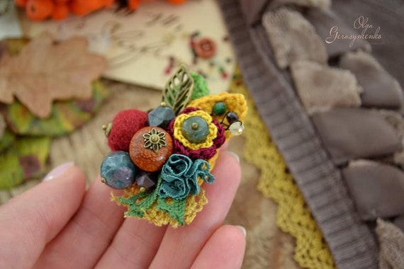 Pin on Crochet jewelry