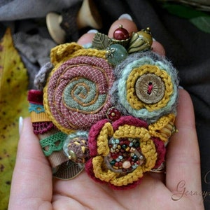 Colored floral brooch, fabric brooches, crochet flower pin, statement brooch, sweater pin, textile fall jewelry