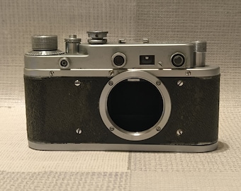 Zorki S (C) - Boitier d'appareil photo argentique vintage russe soviétique 35 mm, très bon état, 1956
