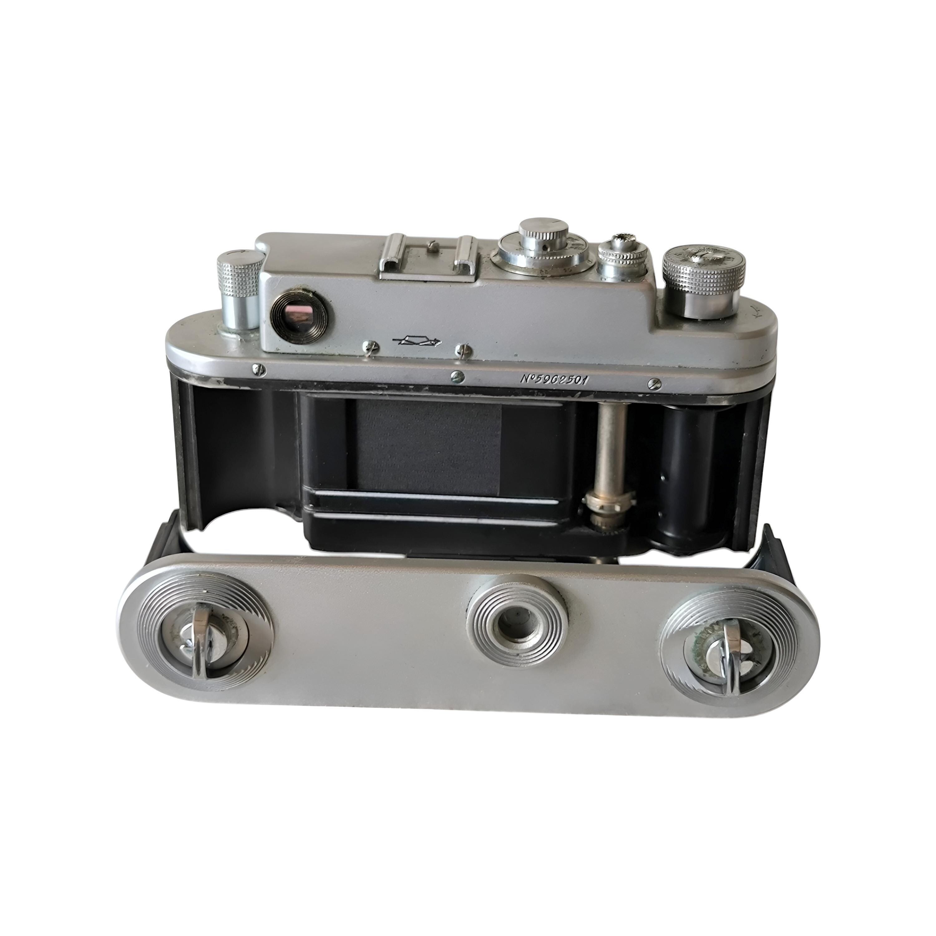 M0835【ヴィンテージカメラ】ロシア（ソ連）製 KMZ ISKRA レンジ