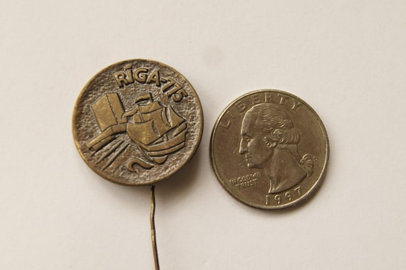 Riga 775 - Beautiful Vintage Copper Pin Badge, US… - image 2